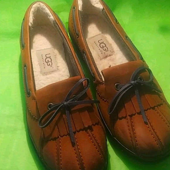 UGG "Dakota" Ladies Slippers Shoes - UGG AUSTRALIAN (Size 7.5) Women's